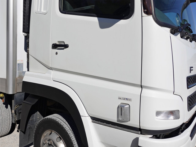 三菱ふそう スーパーグレート 大型 冷蔵冷凍バン QPG-FS64VZ(99988) 7枚目