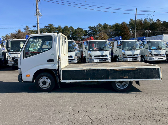 トヨタ トヨエース 小型 平ボディ TKG-XZC605(99992) 13枚目