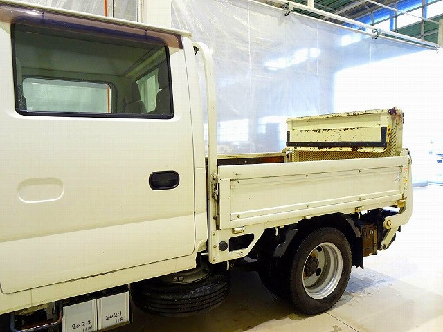 いすゞ エルフ 小型 Wキャブ TRG-NJS85A(99997) 24枚目