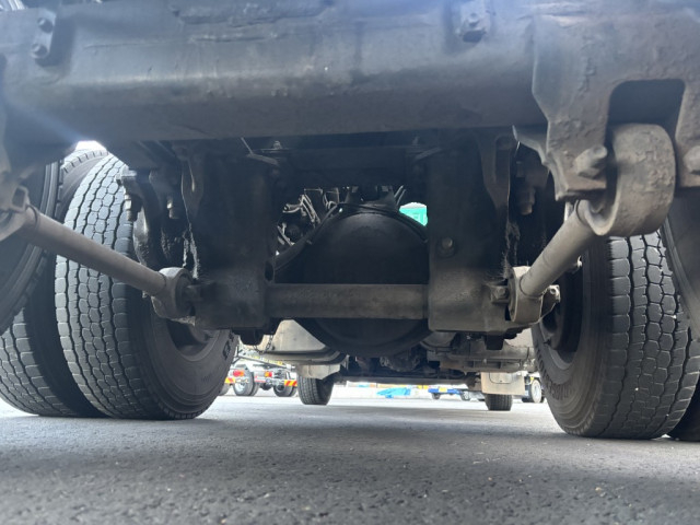 いすゞ ギガ 大型 土砂ダンプ QPG-CYM77BM(99999) 26枚目