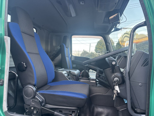 いすゞ ギガ 大型 土砂ダンプ QPG-CYM77BM(99999) 29枚目