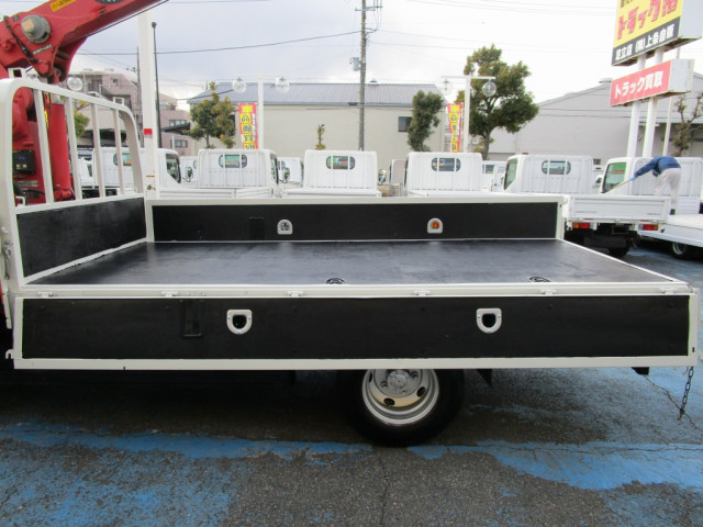 いすゞ エルフ 小型 平ボディ（クレーン付） TPG-NKR85AR(100002) 12枚目