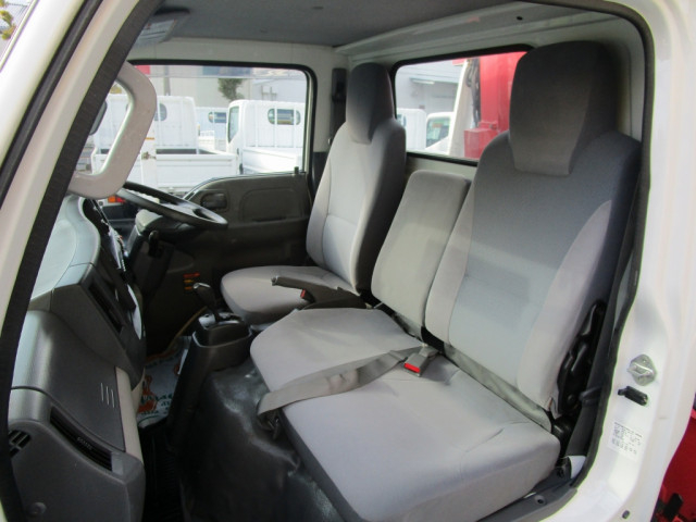 いすゞ エルフ 小型 平ボディ（クレーン付） TPG-NKR85AR(100002) 38枚目