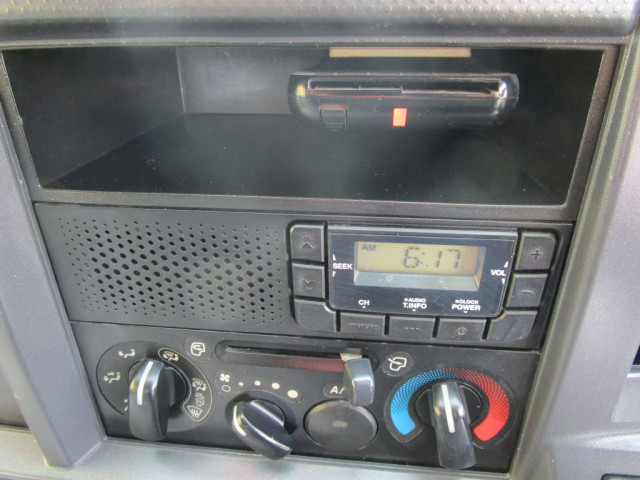 いすゞ エルフ 小型 平ボディ（クレーン付） TPG-NKR85AR(100002) 41枚目