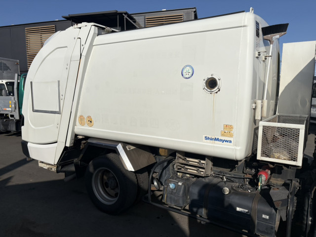 UDトラックス（日産） カゼット 小型 塵芥車（プレス式） TKG-FEA5Y(100005) 5枚目