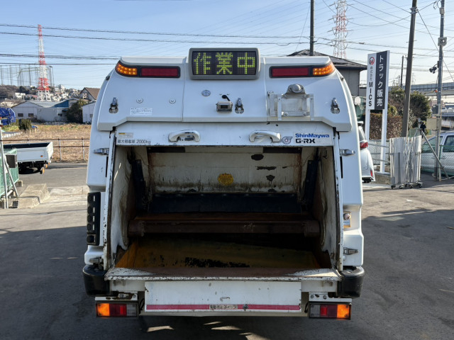 UDトラックス（日産） カゼット 小型 塵芥車（プレス式） TKG-FEA5Y(100005) 9枚目
