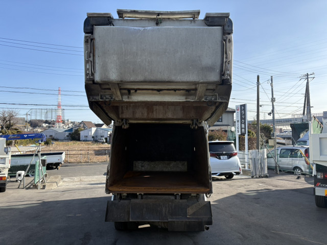 UDトラックス（日産） カゼット 小型 塵芥車（プレス式） TKG-FEA5Y(100005) 13枚目