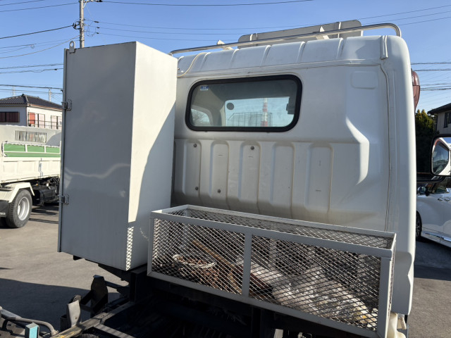 UDトラックス（日産） カゼット 小型 塵芥車（プレス式） TKG-FEA5Y(100005) 22枚目