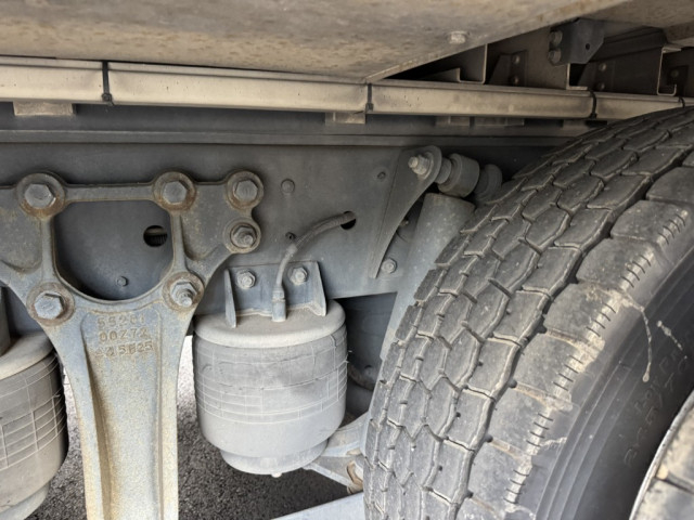 Nissan UD quon Large Wing body QKG-CG5ZE(100006) 26枚目