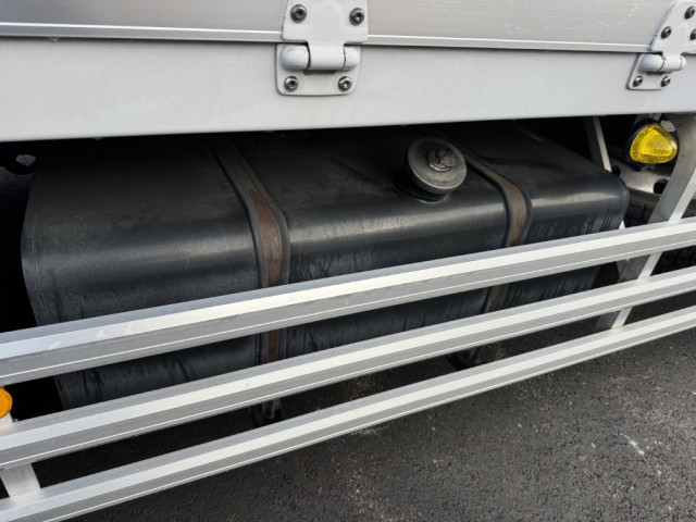 Nissan UD quon Large Wing body QKG-CG5ZE(100006) 28枚目