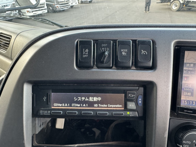 Nissan UD quon Large Wing body QKG-CG5ZE(100006) 33枚目