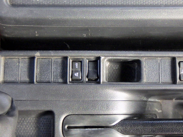 日野 レンジャー 中型 平ボディ TKG-FD9JKAA(100009) 19枚目