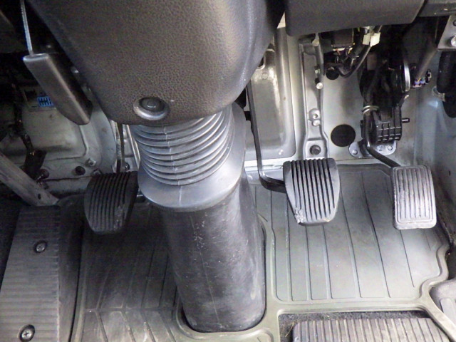 日野 レンジャー 中型 平ボディ TKG-FD9JKAA(100009) 21枚目