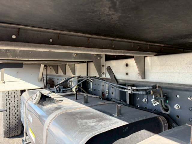 Mitsubishi Fuso canter Small Box body TKG-FEB50(100011) 30枚目