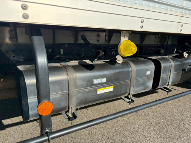 Mitsubishi Fuso canter Small Box body TKG-FEB50(100011) 32枚目