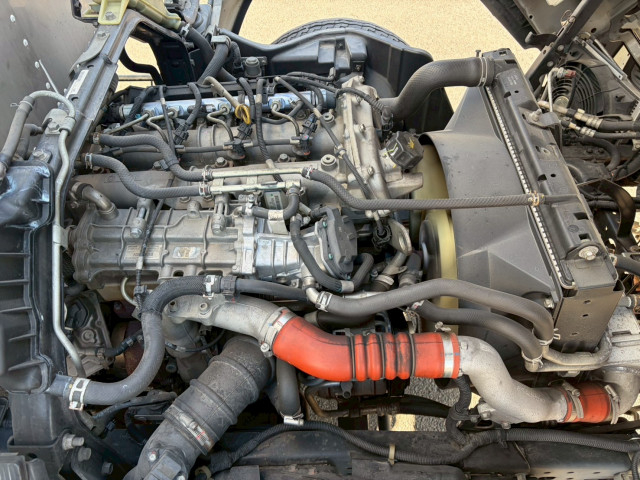 Mitsubishi Fuso canter Small Box body TKG-FEB50(100011) 37枚目