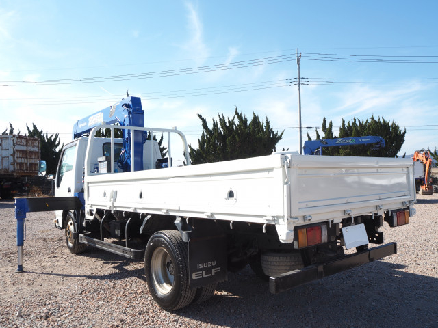 いすゞ エルフ 小型 平ボディ（クレーン付） TPG-NKR85AR(100012) 3枚目