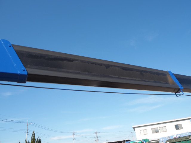 いすゞ エルフ 小型 平ボディ（クレーン付） TPG-NKR85AR(100012) 16枚目