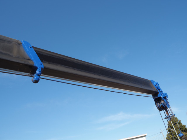 いすゞ エルフ 小型 平ボディ（クレーン付） TPG-NKR85AR(100012) 18枚目