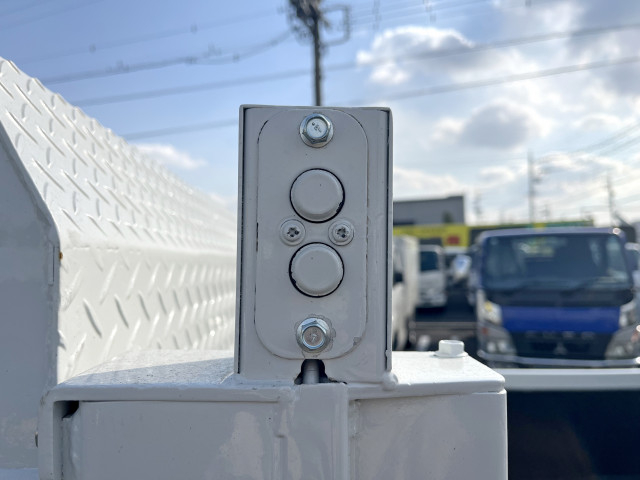 いすゞ エルフ 小型 Wキャブ TKG-NHS85A(100013) 16枚目