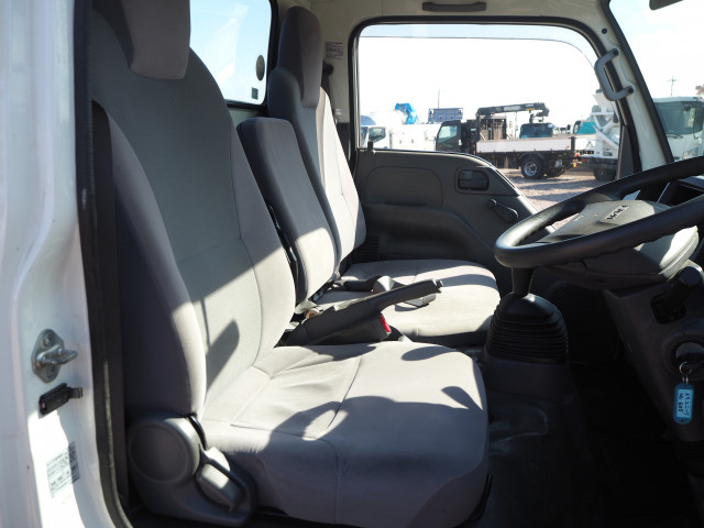 いすゞ エルフ 小型 平ボディ（クレーン付） TPG-NKR85AR(100012) 44枚目