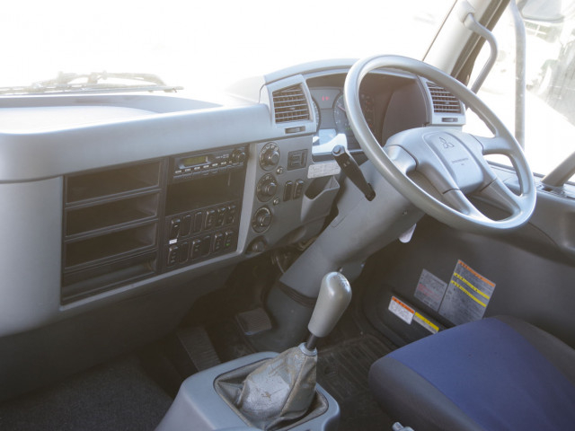 Mitsubishi Fuso fighter Middle Box body TKG-FK64F(100016) 26枚目