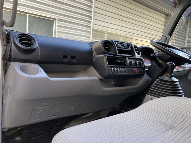 トヨタ ダイナ 小型 バン TKG-XZU675(100030) 20枚目