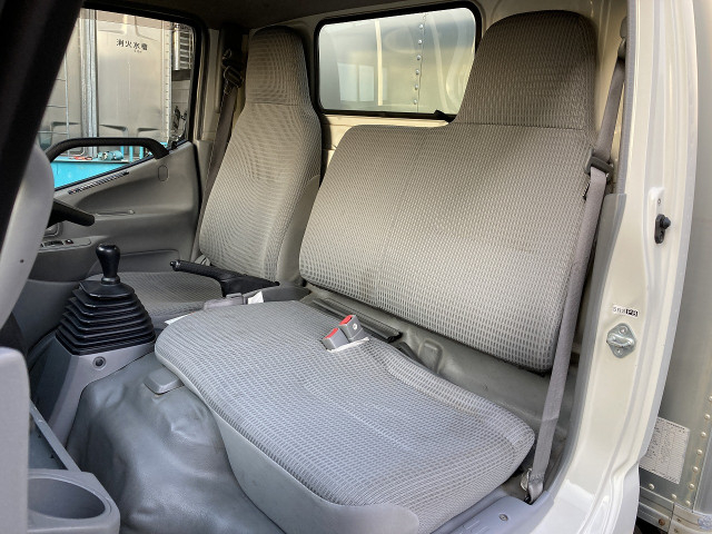 トヨタ ダイナ 小型 バン TKG-XZU675(100030) 40枚目
