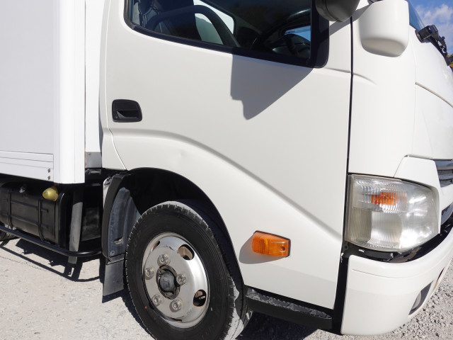 Hino dutro Small Freezer box_body TKG-XZU600M(100040) 6枚目