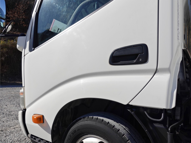 Hino dutro Small Freezer box_body TKG-XZU600M(100040) 13枚目