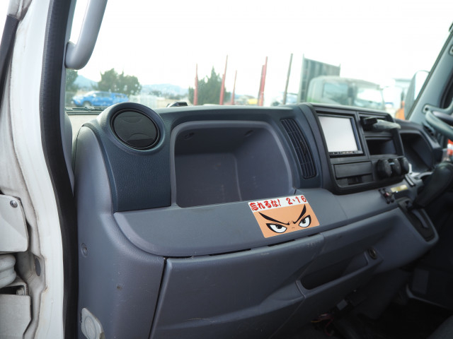 三菱ふそう キャンター 小型 平ボディ（クレーン付） SKG-FEA50(100048) 43枚目