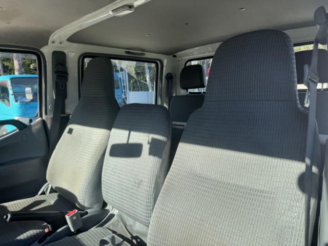 トヨタ ダイナ 小型 Wキャブ SKG-XZU685(100049) 29枚目