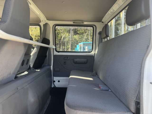 トヨタ ダイナ 小型 Wキャブ SKG-XZU685(100049) 32枚目