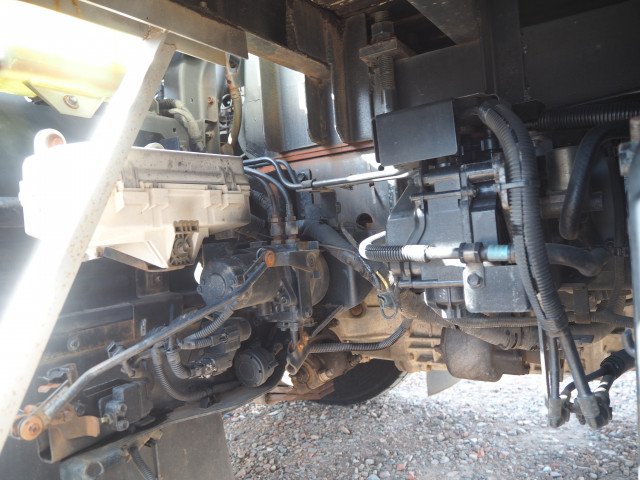 いすゞ フォワード 増トン 平ボディ LKG-FVR34U2(100051) 32枚目