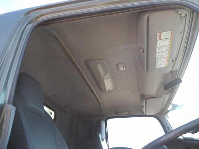 いすゞ フォワード 増トン 平ボディ LKG-FVR34U2(100051) 42枚目