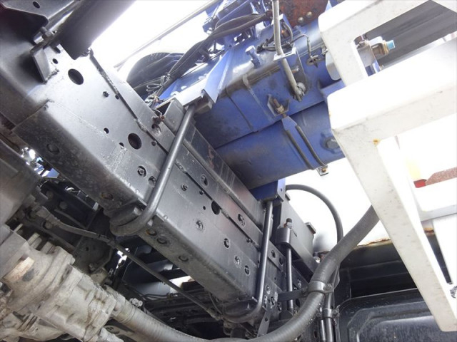 いすゞ フォワード 増トン 平ボディ（クレーン付） LKG-FTR90T2(100052) 9枚目