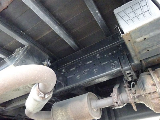 いすゞ フォワード 増トン 平ボディ（クレーン付） LKG-FTR90T2(100052) 14枚目