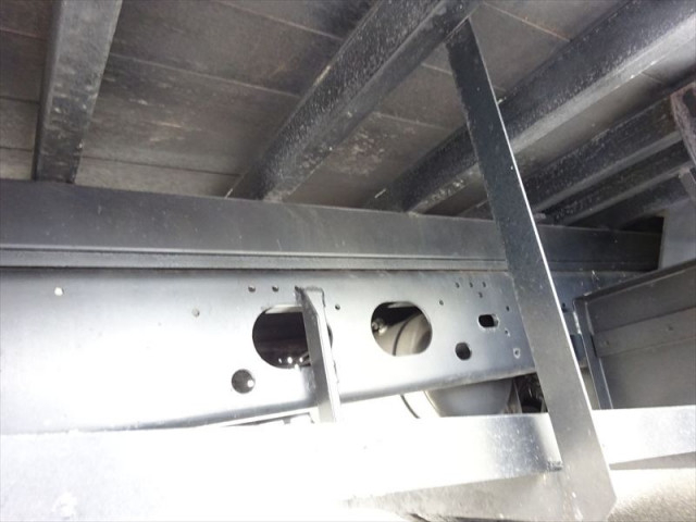 いすゞ フォワード 増トン 平ボディ（クレーン付） LKG-FTR90T2(100052) 15枚目