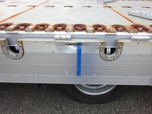 いすゞ フォワード 増トン 平ボディ（クレーン付） LKG-FTR90T2(100052) 24枚目