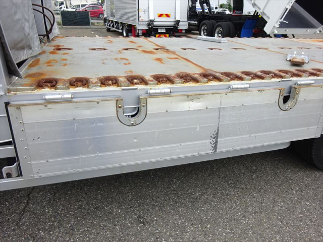 いすゞ フォワード 増トン 平ボディ（クレーン付） LKG-FTR90T2(100052) 25枚目