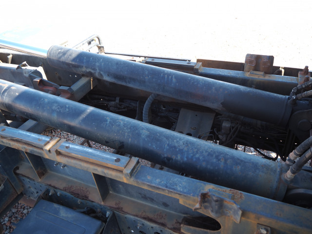 いすゞ フォワード 増トン コンテナ専用車 PDG-FTR34S2(100058) 9枚目