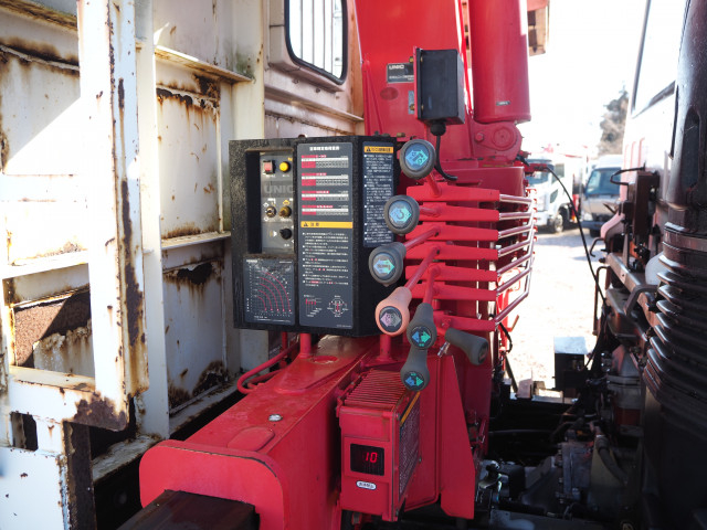 UDトラックス（日産） コンドル 増トン 平ボディ（クレーン付） PK-PK36A(100065) 10枚目