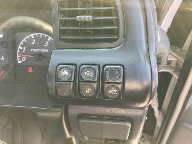 いすゞ エルフ 小型 平ボディ PB-NPR81AN(100064) 33枚目