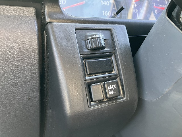 いすゞ エルフ 小型 平ボディ PB-NPR81AN(100064) 36枚目