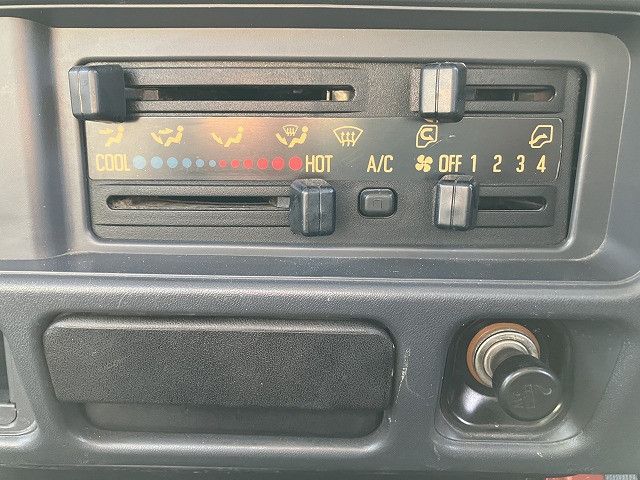 いすゞ エルフ 小型 平ボディ PB-NPR81AN(100064) 37枚目