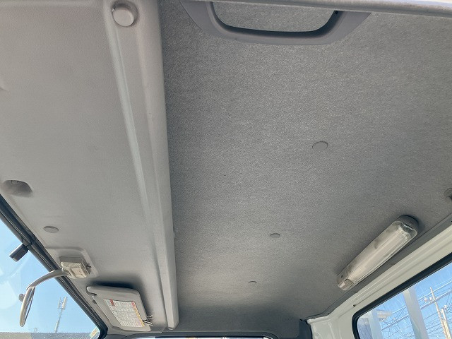 いすゞ エルフ 小型 平ボディ PB-NPR81AN(100064) 44枚目