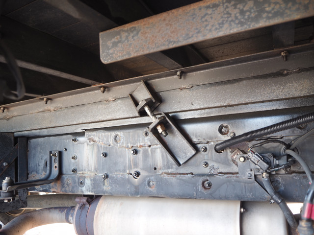 UDトラックス（日産） コンドル 増トン 平ボディ（クレーン付） PK-PK36A(100065) 24枚目