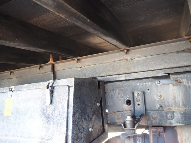 UDトラックス（日産） コンドル 増トン 平ボディ（クレーン付） PK-PK36A(100065) 25枚目