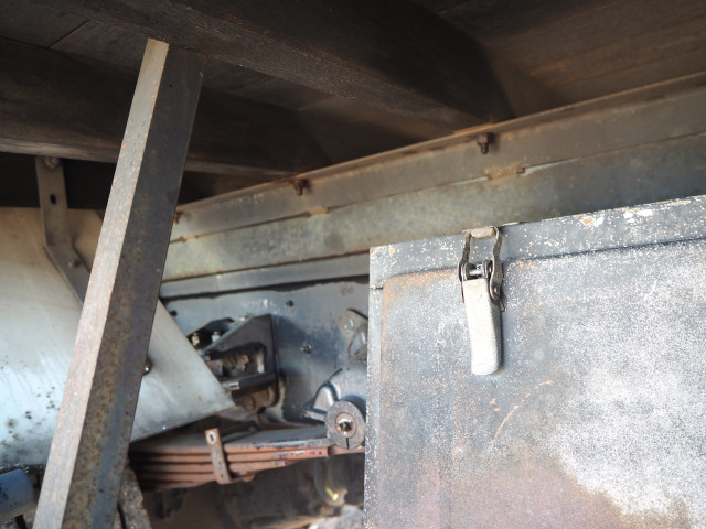 UDトラックス（日産） コンドル 増トン 平ボディ（クレーン付） PK-PK36A(100065) 26枚目