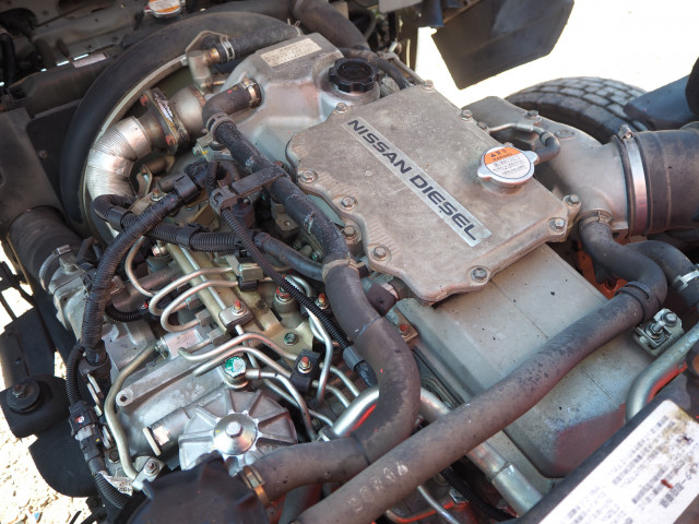 UDトラックス（日産） コンドル 増トン 平ボディ（クレーン付） PK-PK36A(100065) 40枚目